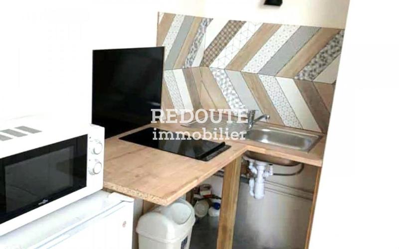 Studio - 11 m² - 1 pièce