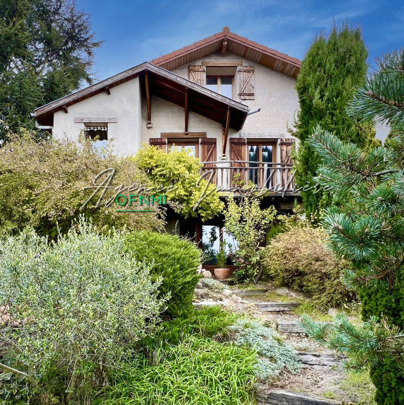 Maison - 146 m² - 6 pièces