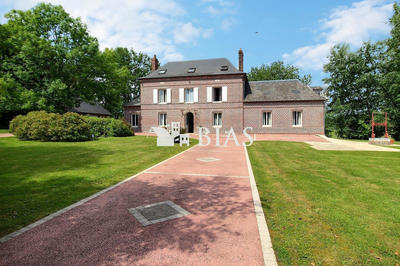 Maison - 182 m² - 8 pièces