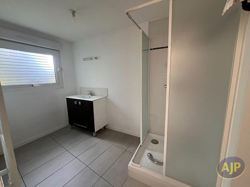 Maison - 351 m² - 14 pièces