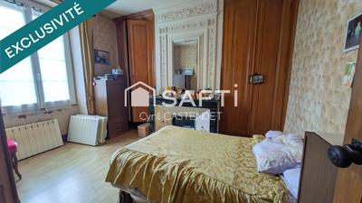 Maison - 140 m² - 12 pièces