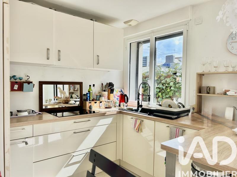 Maison - 122 m² - 6 pièces