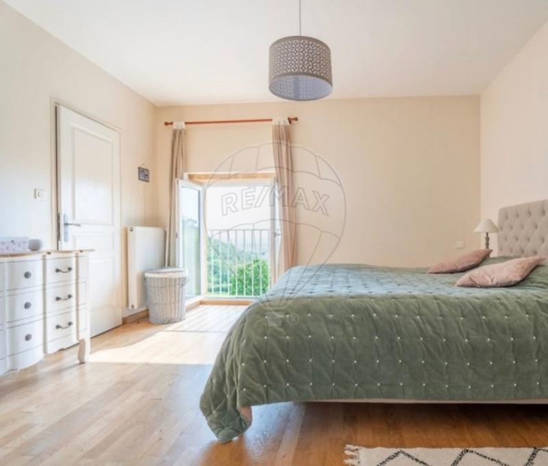 Maison - 403 m² - 10 pièces