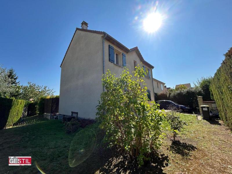 Maison - 110 m² - 6 pièces