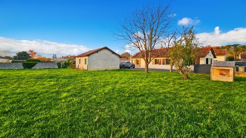 Maison - 102 m² - 5 pièces