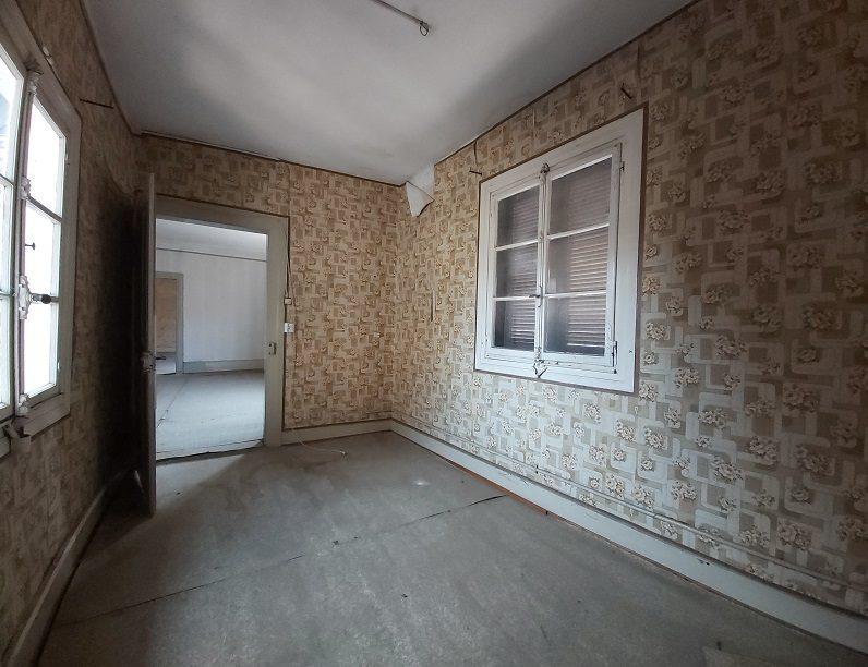 Maison ancienne - 360 m² - 14 pièces