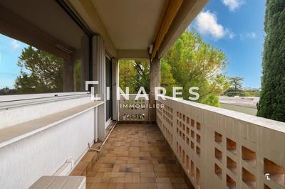 Appartement - 80 m² - 3 pièces