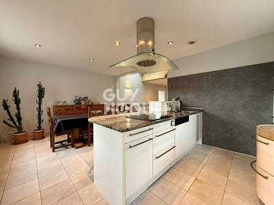 Appartement - 80 m² - 3 pièces