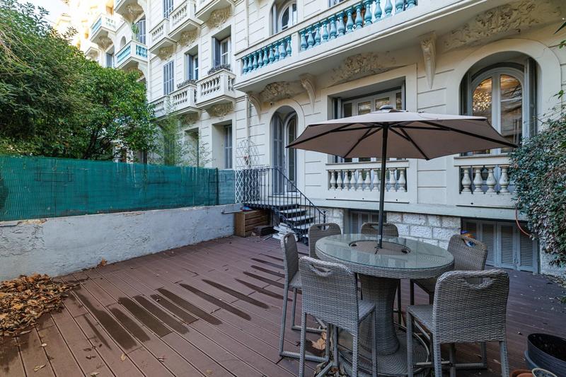 Appartement - 154 m² - 6 pièces