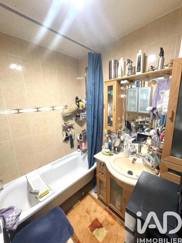 Appartement - 90 m² - 5 pièces