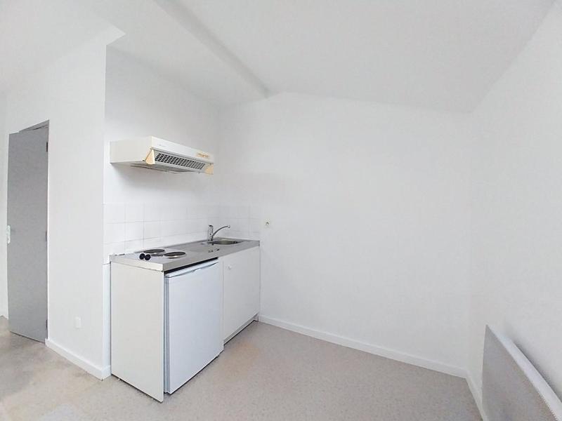 Studio - 30 m² - 1 pièce