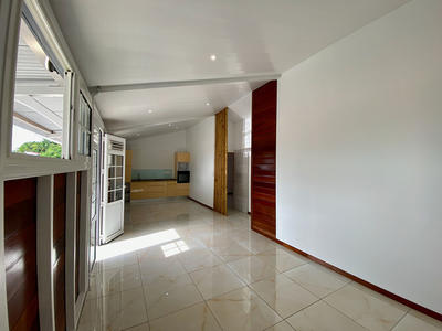 Maison - 60 m² - 3 pièces