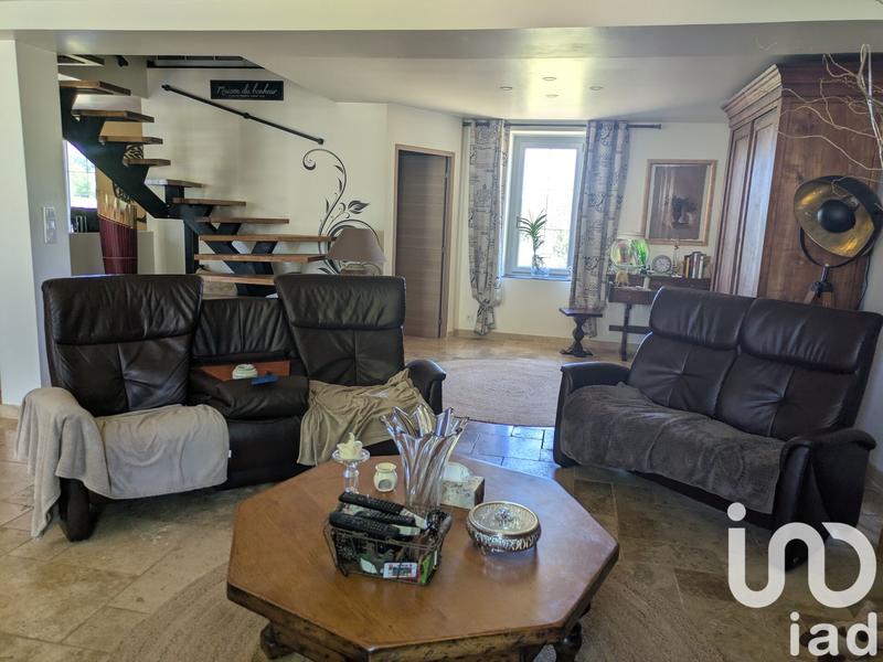 Maison - 160 m² - 4 pièces