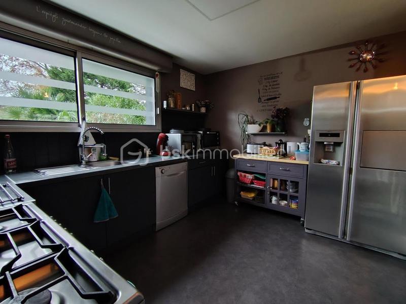 Propriété - 125 m² - 6 pièces