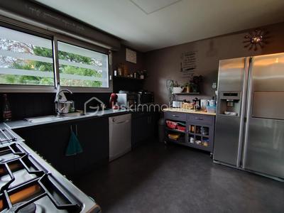 Propriété - 125 m² - 6 pièces