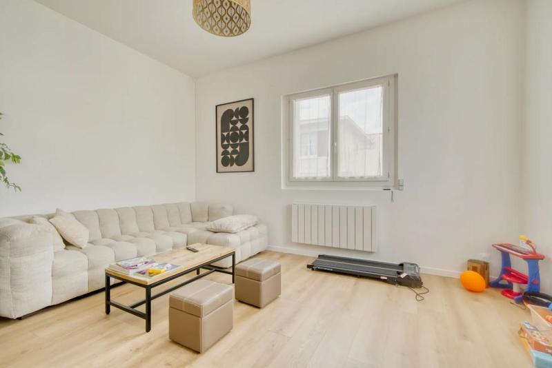 Appartement - 106 m² - 4 pièces