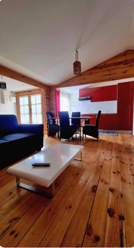 Maison - 95 m² - 5 pièces