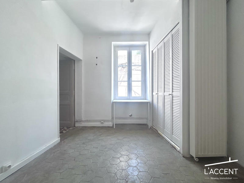 Maison - 188 m² - 5 pièces