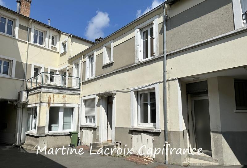 Immeuble - 253 m² - 13 pièces