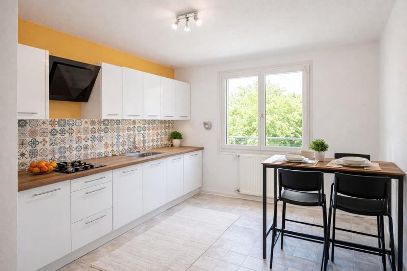 Appartement - 85 m² - 4 pièces