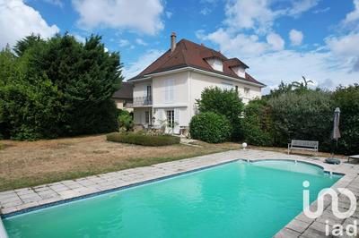 Maison de ville - 277 m² - 10 pièces