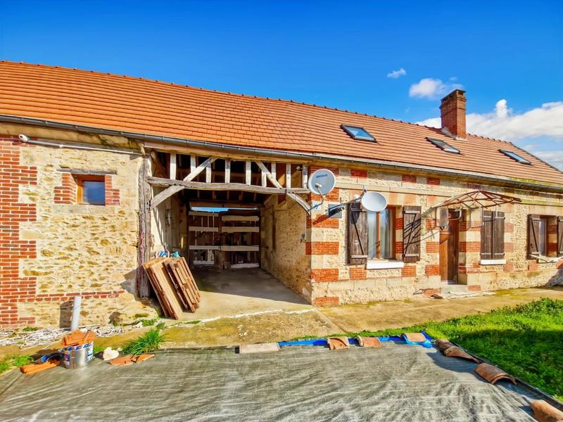 Maison - 90 m² - 5 pièces