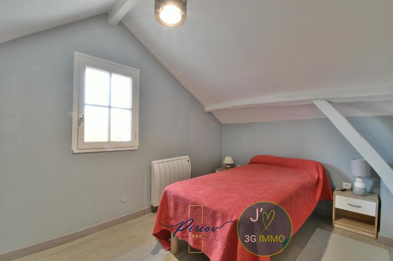 Villa - 252 m² - 13 pièces