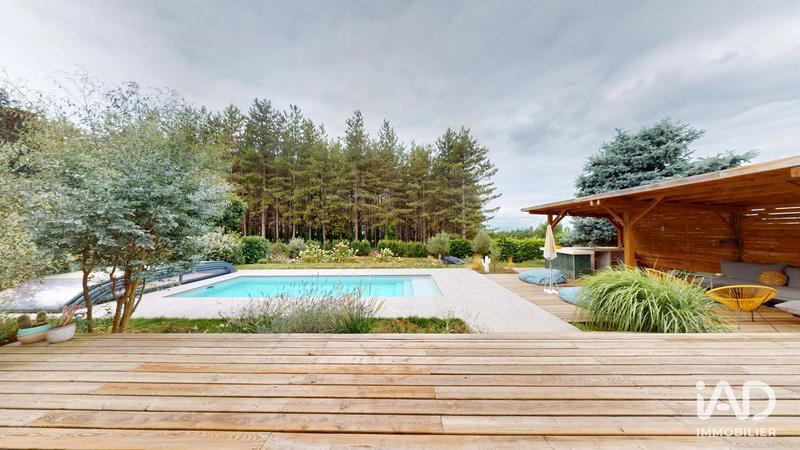 Maison - 190 m² - 4 pièces