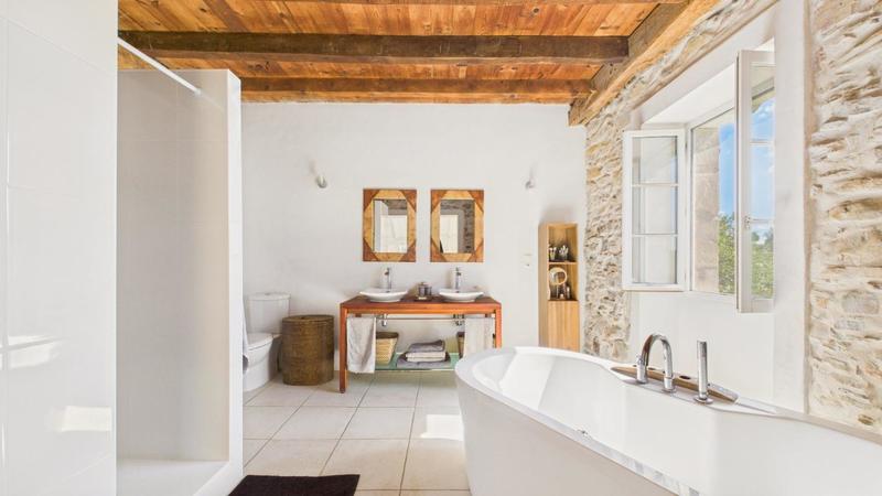 Maison - 530 m² - 12 pièces