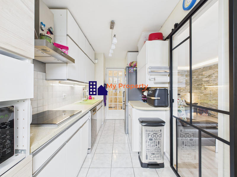 Appartement - 102 m² - 5 pièces