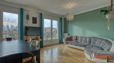 Appartement - 86 m² - 4 pièces