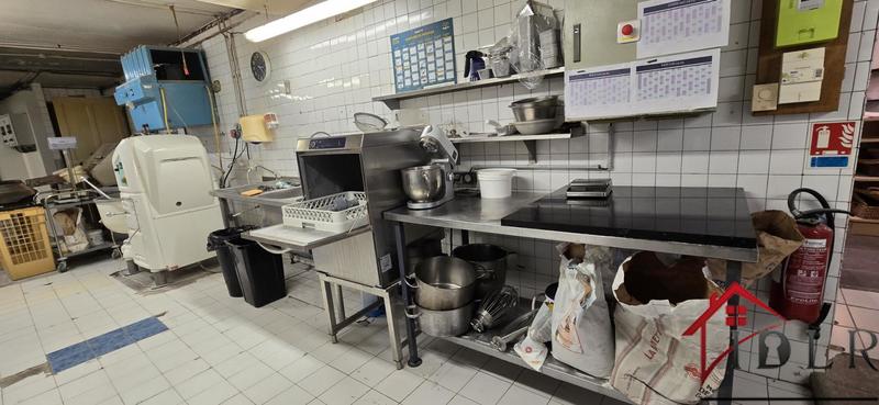 Fonds de commerce - Local commercial - 200 m²