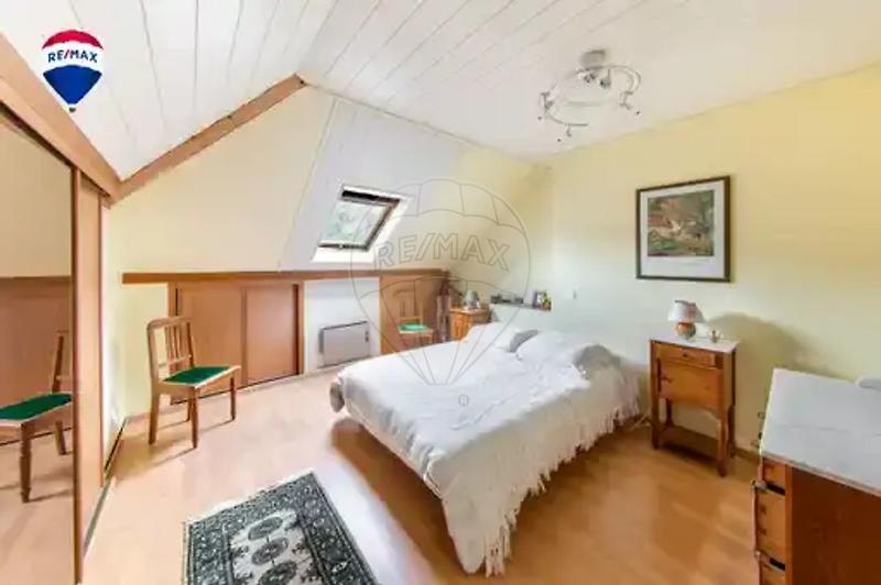 Maison - 174 m² - 8 pièces