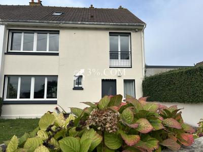 Maison - 121 m² - 6 pièces