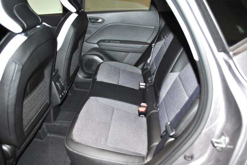 Renault Captur II 1.3 Hybrid 140 Edc Techno