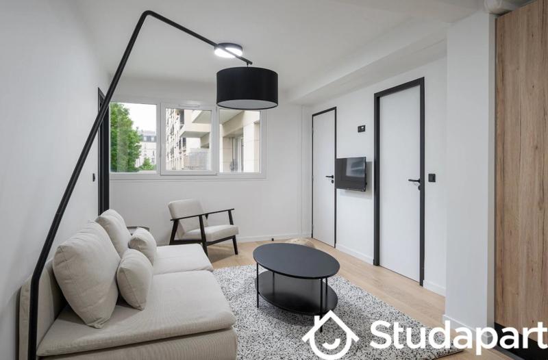 Chambre - 10 m² - 1 pièce