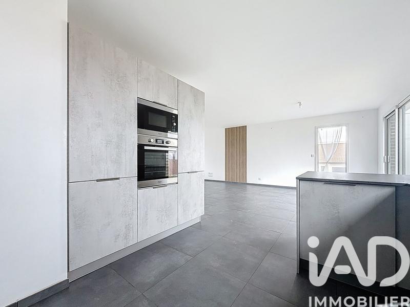 Maison - 93 m² - 4 pièces