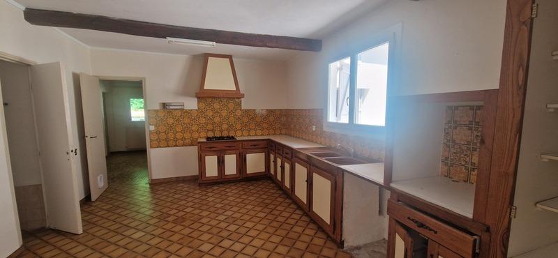 Maison - 272 m² - 8 pièces