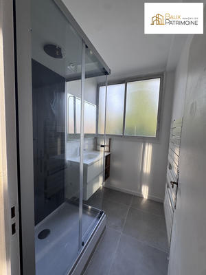 Loft - 69 m² - 3 pièces