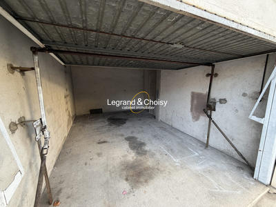 Parking / Garage - 20 m²