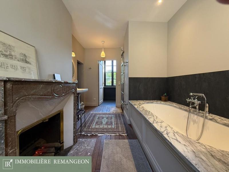 Maison de ville - 206 m² - 7 pièces