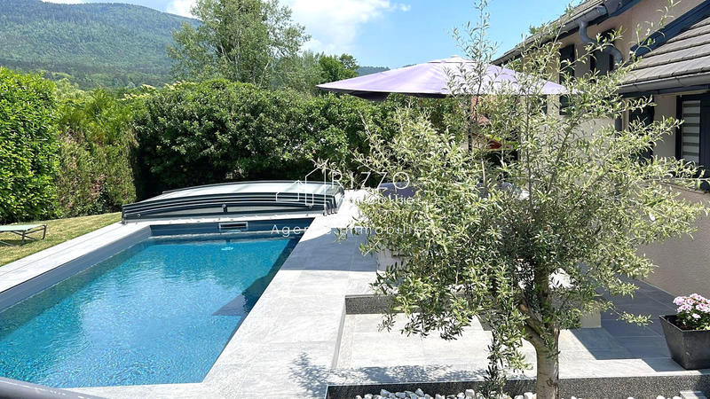 Maison - 127 m² - 5 pièces