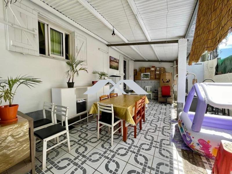 Maison - 82 m² - 5 pièces