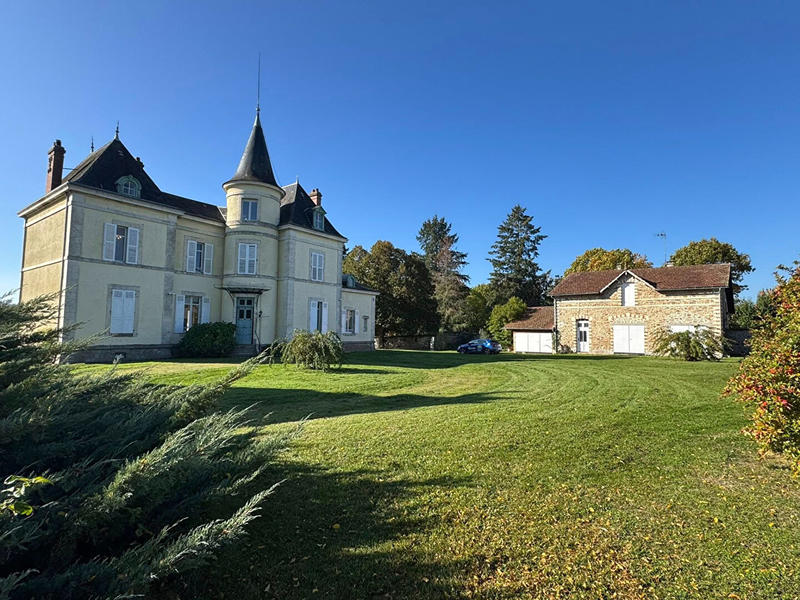 Château - 388 m² - 14 pièces
