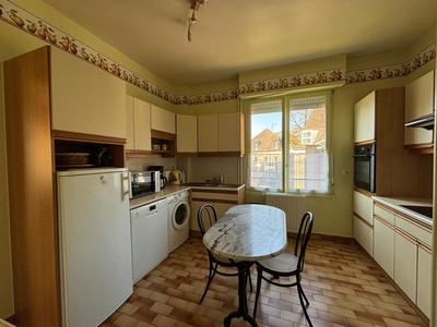 Appartement - 81 m² - 3 pièces