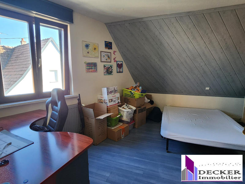 Maison - 207 m² - 8 pièces