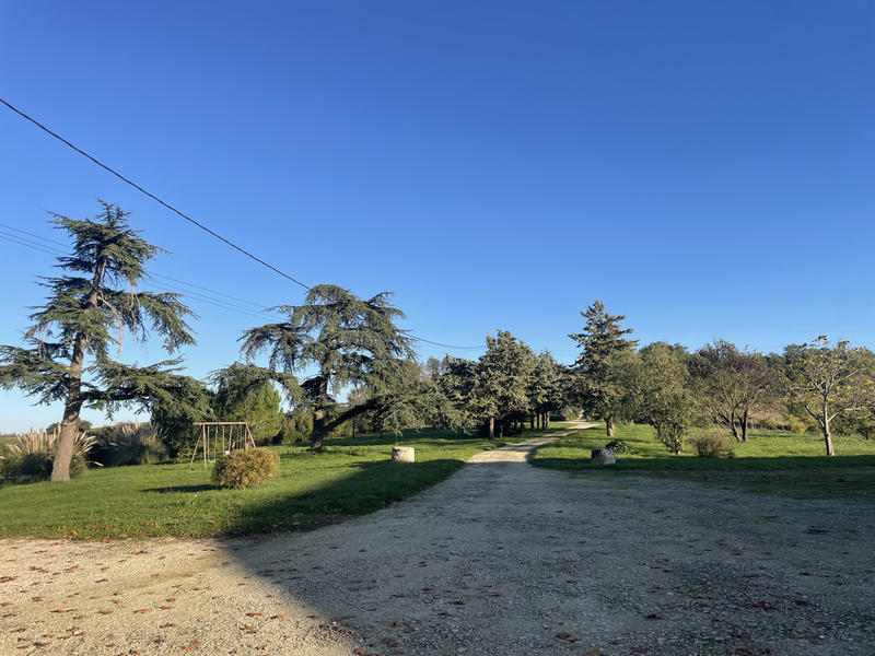 Maison - 533 m² - 20 pièces