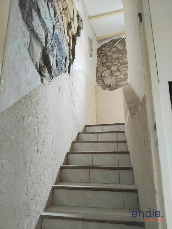 Maison - 228 m² - 10 pièces