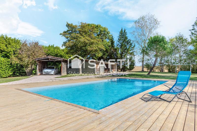 Maison - 440 m² - 11 pièces