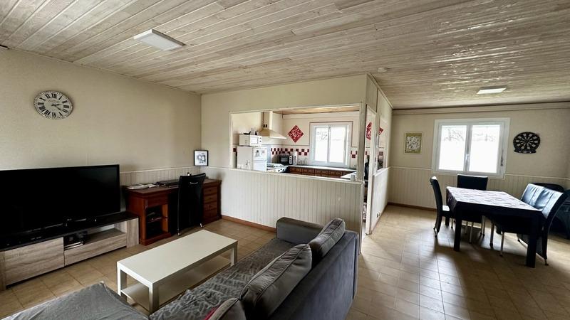 Maison - 98 m² - 5 pièces